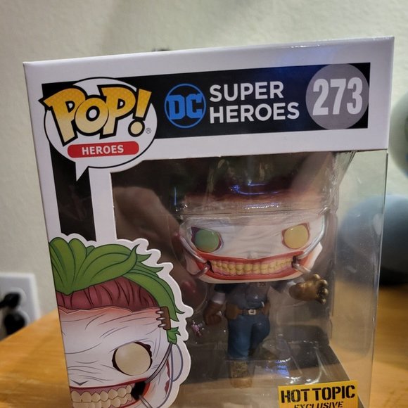 DC Super Heroes The Joker (Death of the Family) Hot Topic Exclusive Funko Pop - Picture 1 of 6